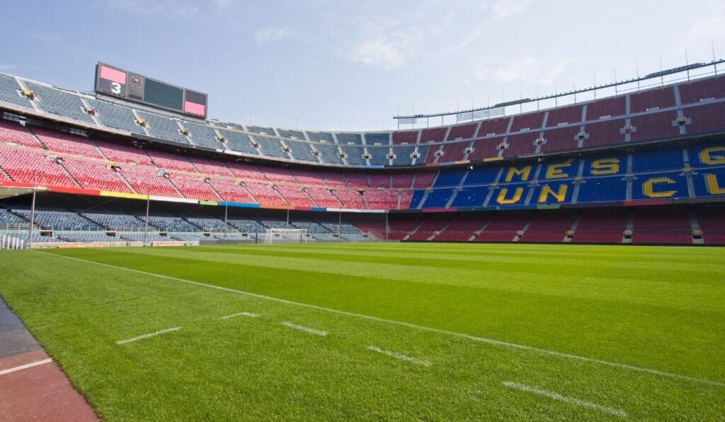 Camp Nou jalgpallistaadion - Barcelona vaatamisväärsused