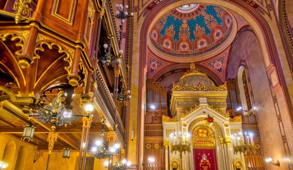 Dohány tänava sünagoog - Budapesti vaatamisväärsus