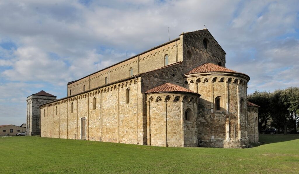 Pisa vaatamisvaarsused Basilica romaanica