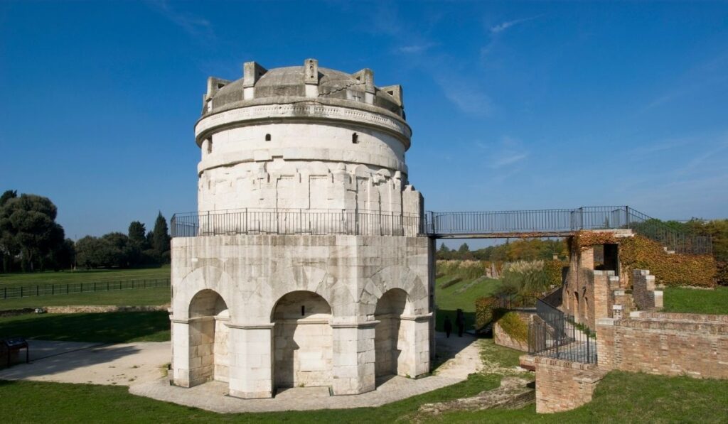 Ravenna vaatamisvaarsused Theodorici haud