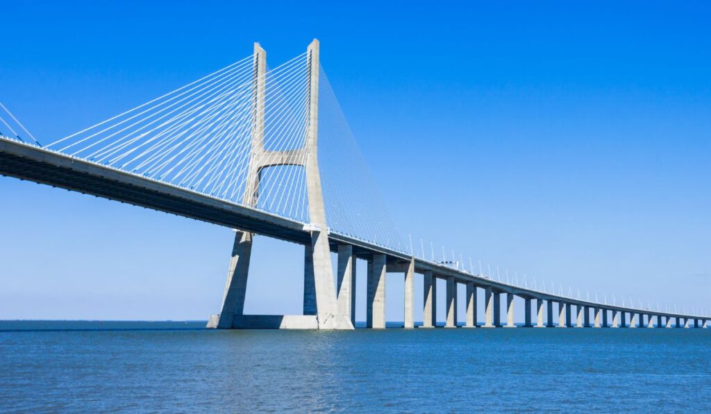 Lissaboni vaatamisvaarsused sild