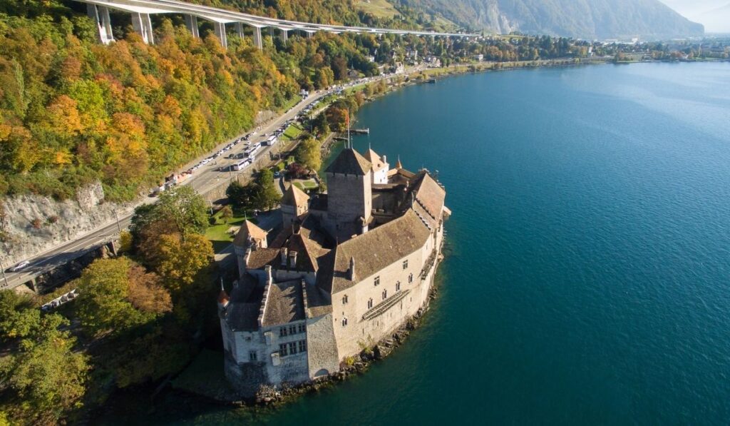 Sveitsi vaatamisvaarsused chateau de chillon