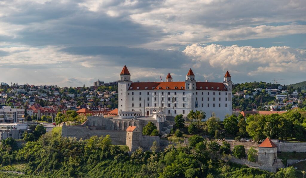 Bratislava vaatamisväärsused - bratislava-loss